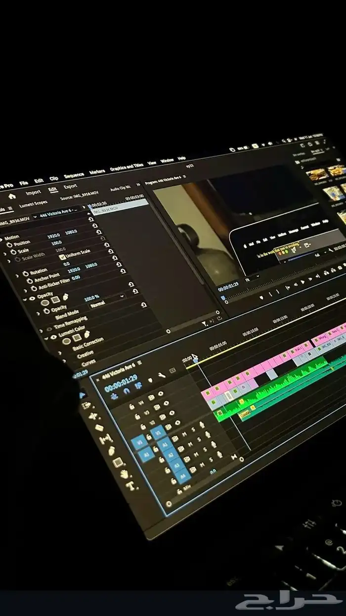 مصمم جرافيك مونتاج فيديو مصمم فيديو مصمم بوستات إدارة حسابات 0