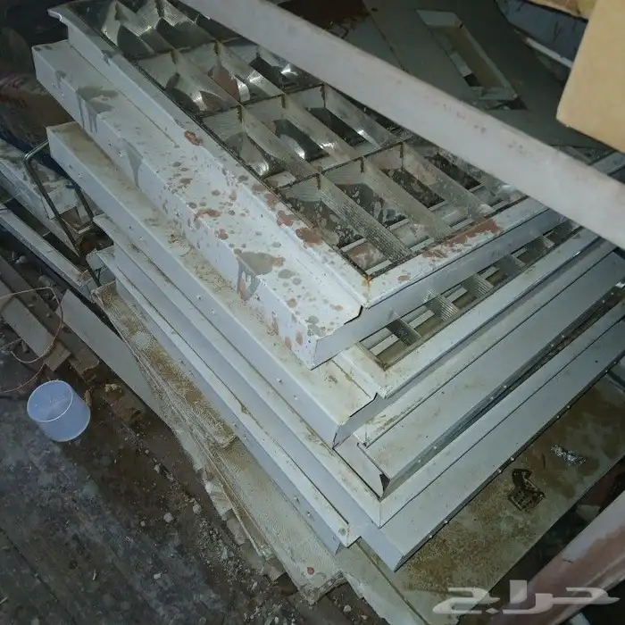 جالون وقود طبلون كهرب وقاطع وفاصل ونش عصا طن ومص اسقف ديكور 11