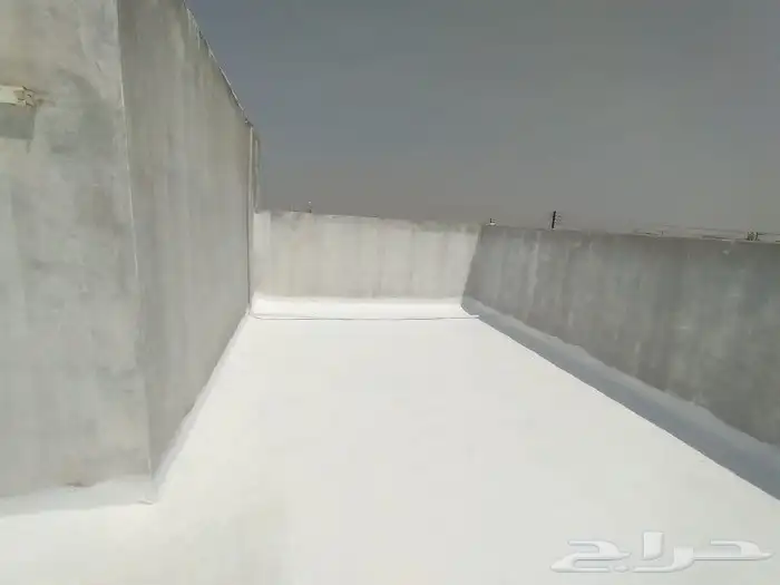 متخصصون في أنظمة العوازل الحديثه 5