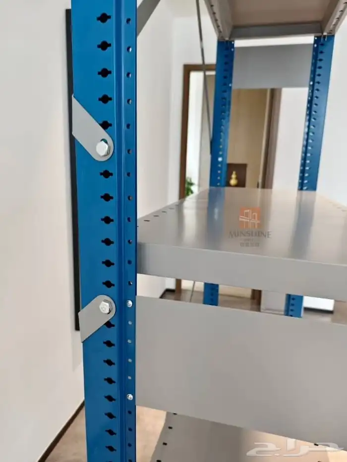 لبيع جميع انواع الرفوف الجديدة والمستخدم 3