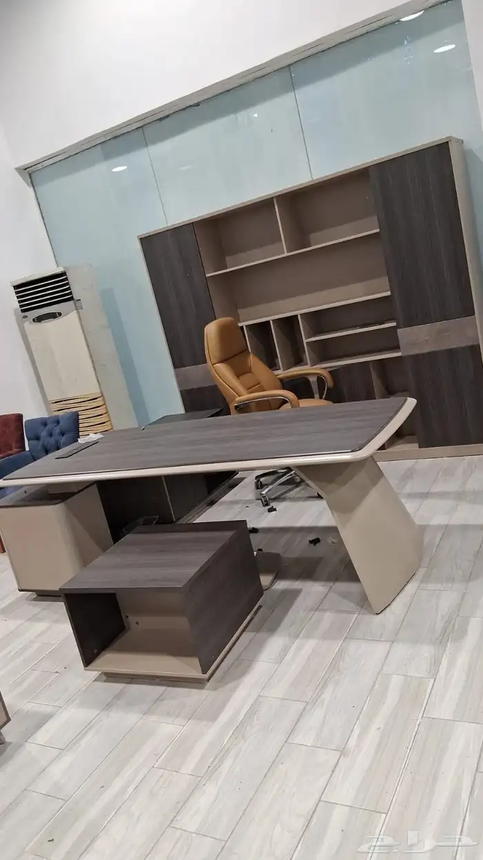 خدمة عملاء 24 ساعة   مكاتب ادارية  مكاتب كراسي  اثاث مكتبي 3
