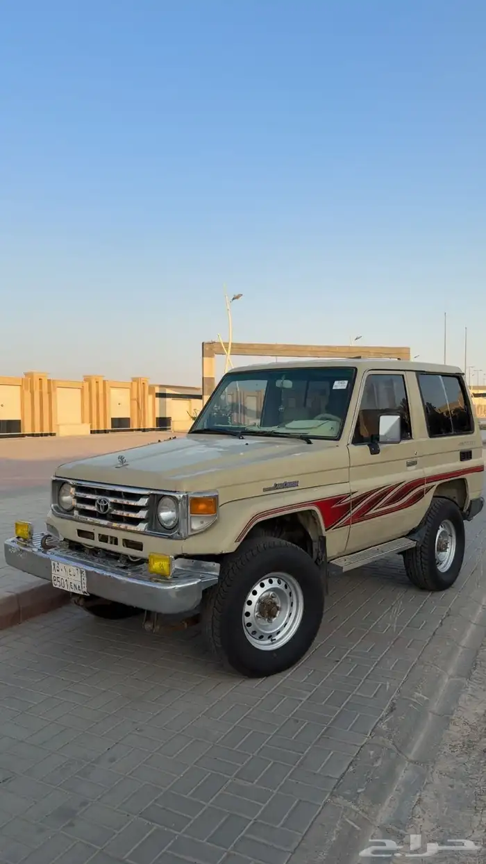 جيب ربع مديل 90 0