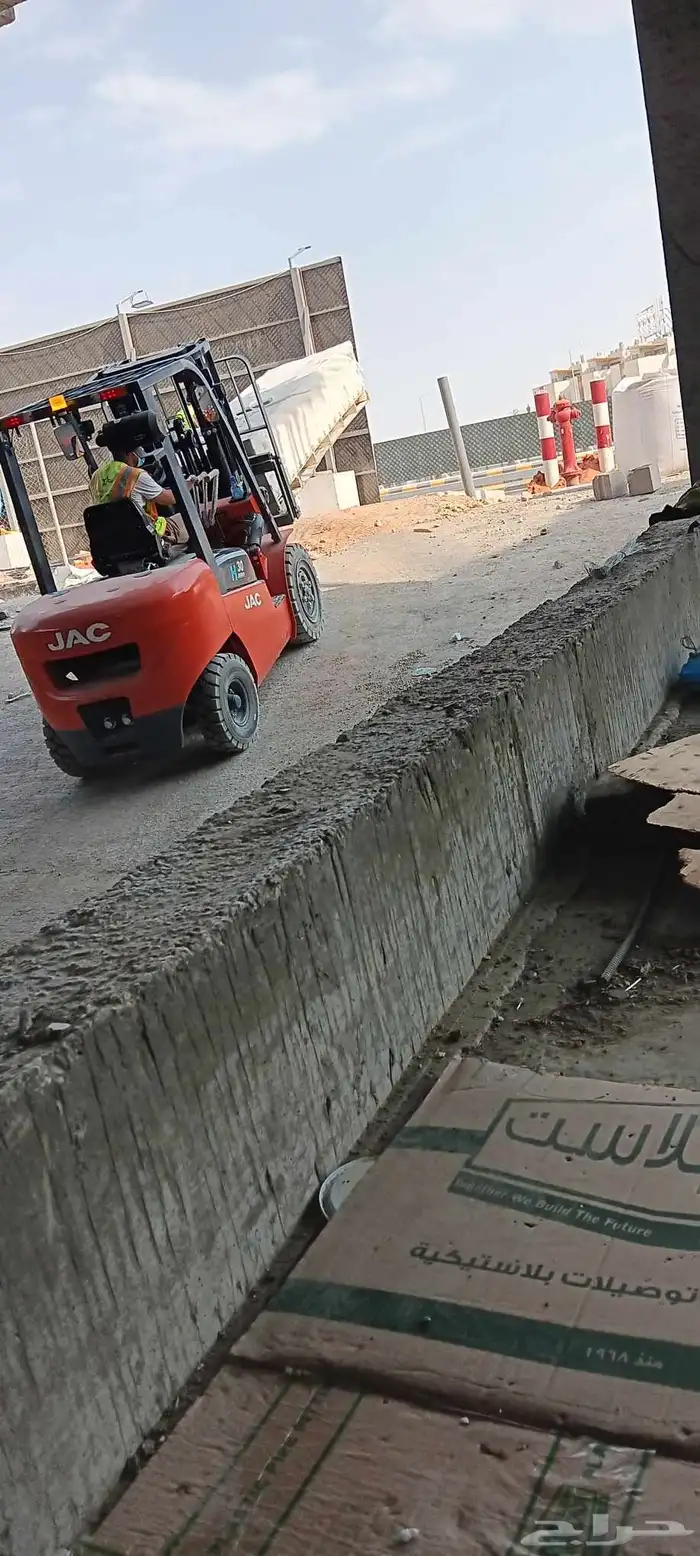 تاجير معدات مديل حديث 8