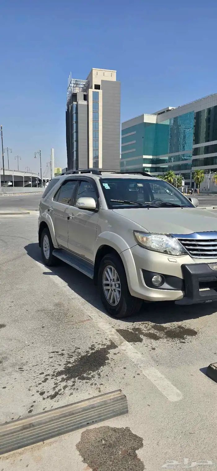 فورشنر 2012 فل كامل 6 Vx...لون ذهبي ممشي 285 كيلو قابل لزياد 3