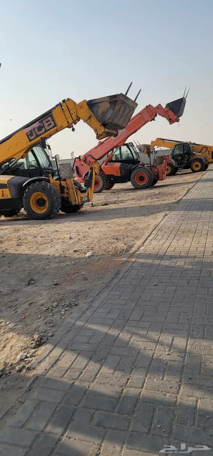جي سي بي الإيجار الشهري واليومي. روافع.جميع انواع المقاسا 7
