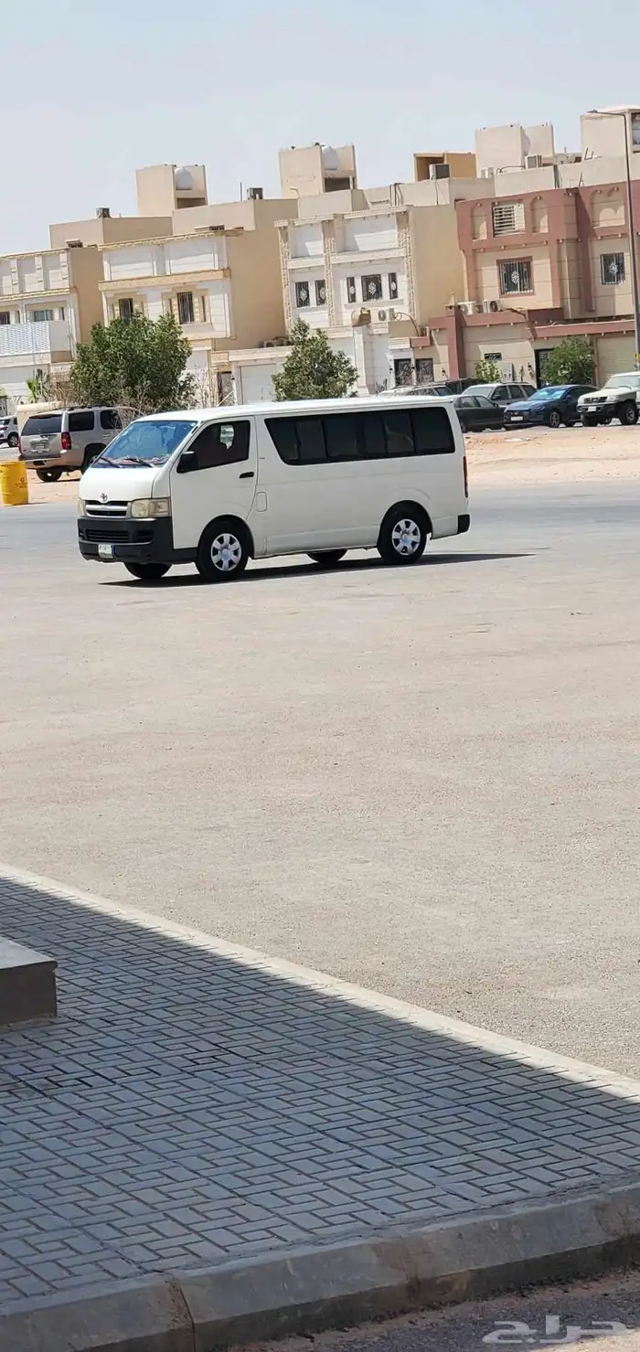 باص للأيجار مع السائق مع السائق نقل في احياء الرمال 0