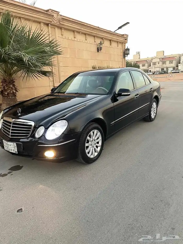 مرسيدس E200 2008 1