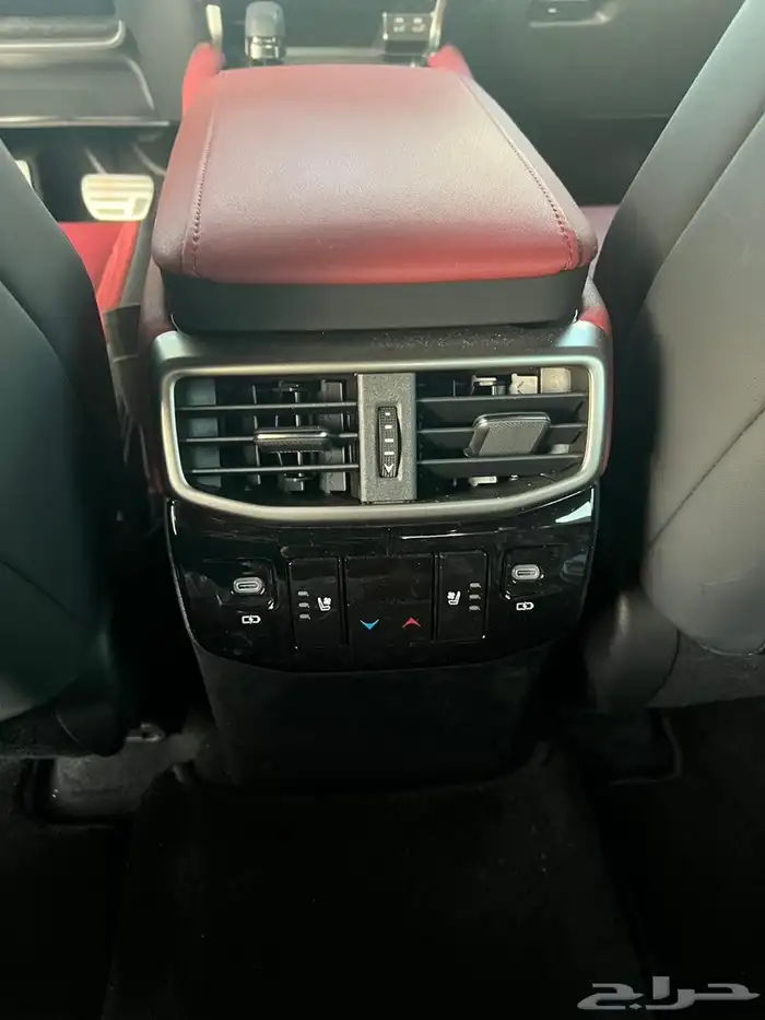 لكزس أر أكس 2024 اعلى فئة 500 9