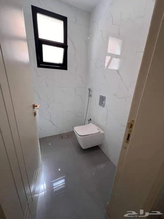 معلم سباكه ترميم وصيانة مبلط دهان تكسير جميع الجدار وفتح الأ 1