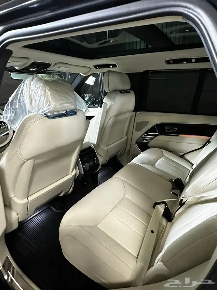 للبيع رينج روفر فوج 2025 فل كامل 4