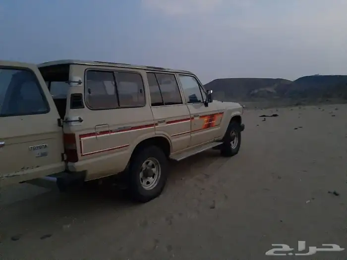 صالون 84 للبيع 0