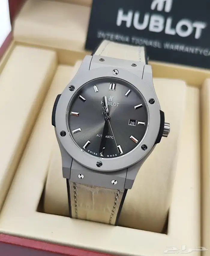 ساعات هوبلوت HUBLOT اوتوماتيكية سويسرية ماستر كواليت 6