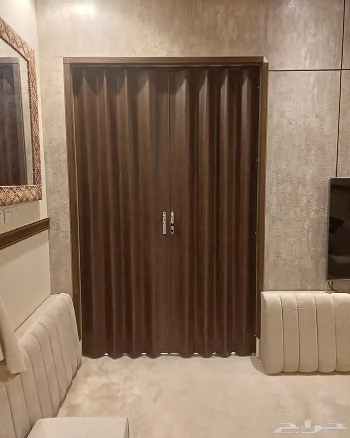 ابواب سحب سحاب سحابة جلد وبلاستيك 1