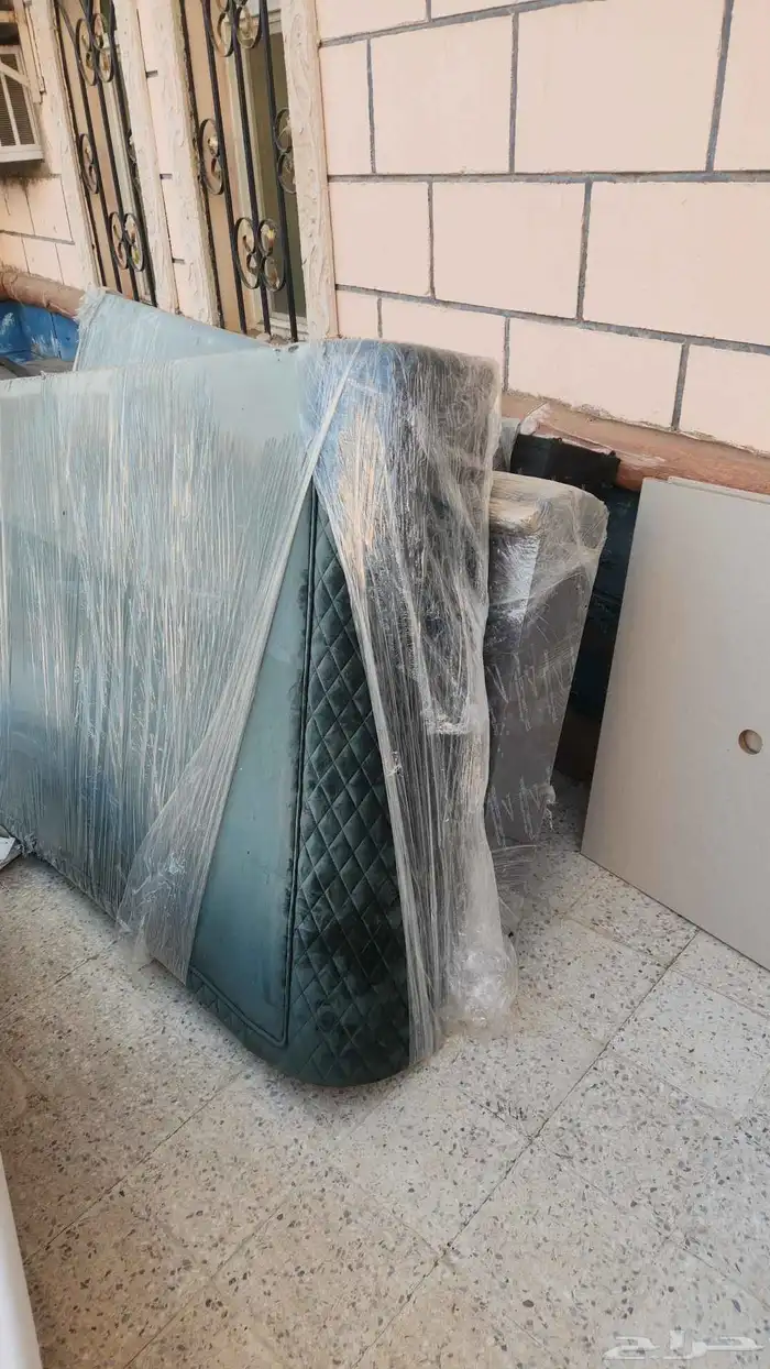 عفش بيت مستخدم نظيف غرفه نوم جاكوزي 1