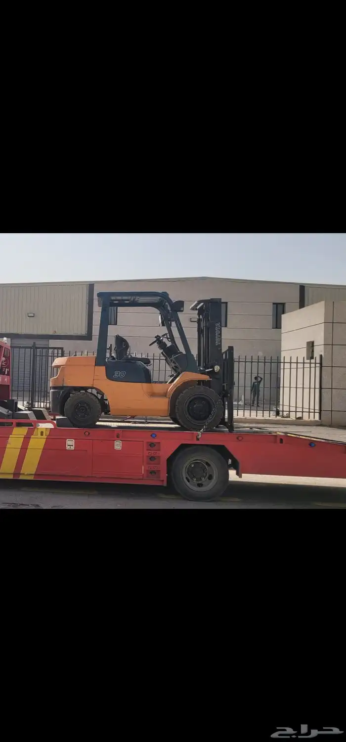 رافعات شوكية للايجار Forklifts for rent 2