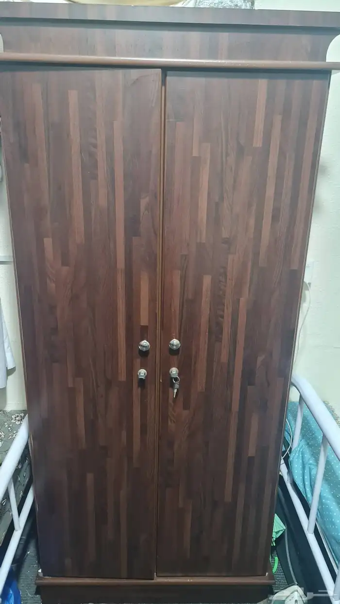 سرير ودولاب 0