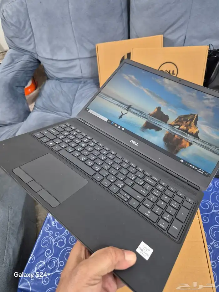 Dell Precision 7550 (17  Mobile Workstation) Core i7 1
