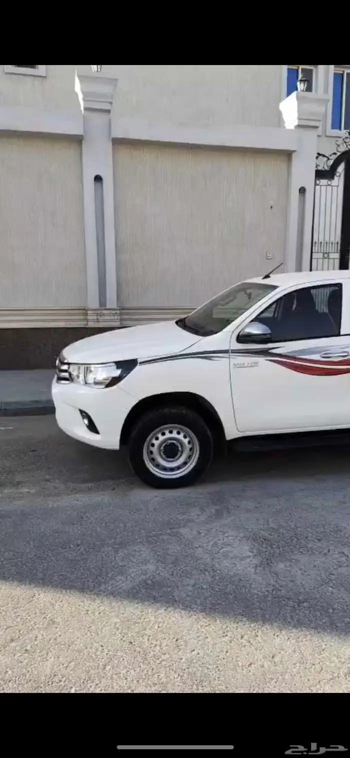 هايلوكس 2020 مخزنه ديزل ماشيه 20 الف تماتيك 0