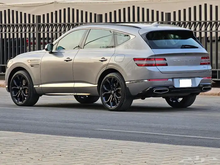 جنسس GV80 اعلى فئه رويال 2023 بحالة الوكاله 17