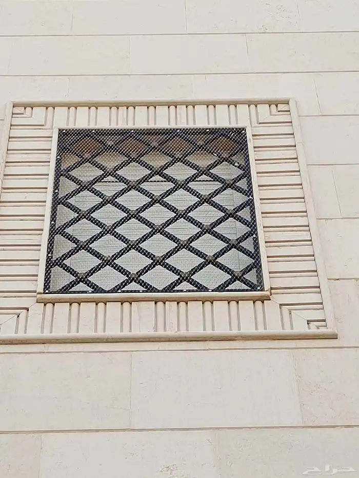 تركيب طاردالطيؤر حمام تركيب شبك مكيفات خارجي تركيب شبك شباك 0