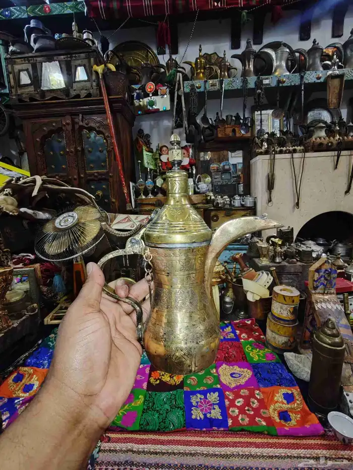 دلال قاسم طقم طبق الأصل 0