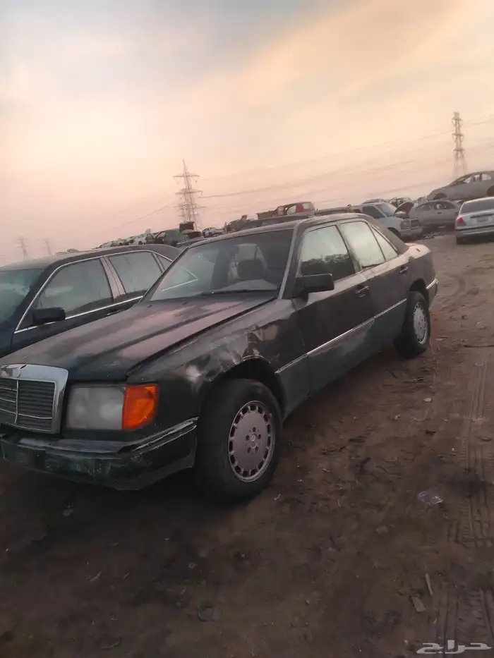 مرسيدس بنز 1990 3