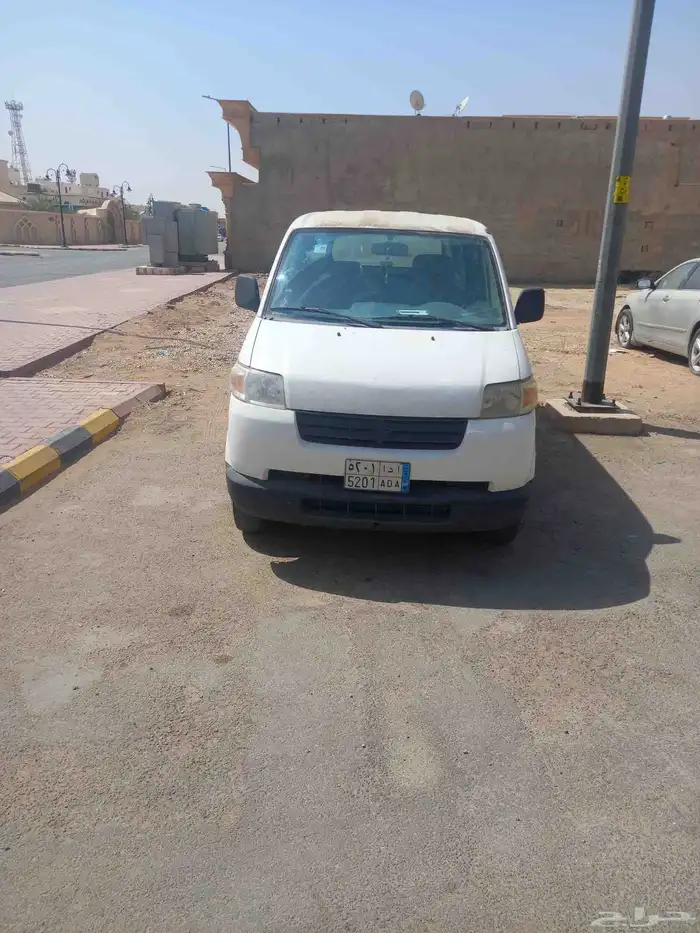 باص زازوكي 2008 0