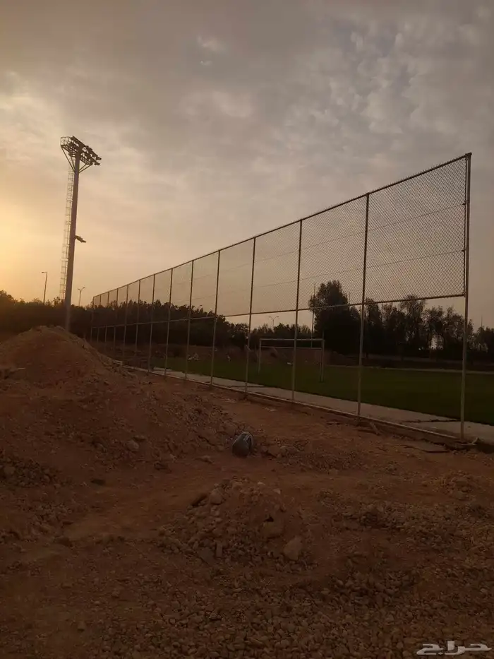 نعمل في توريد وتركيب الشبوك بجميع انواعها. 1