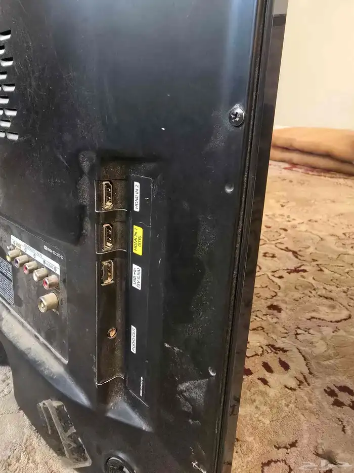 تلفاز حائط كبير 4
