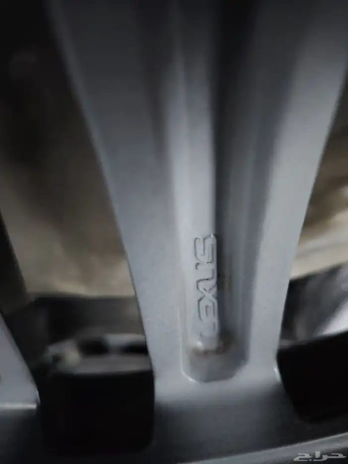 جنوط لكزس 350ESمقاس 18 موديل 2025شبه جديد اصلي 2