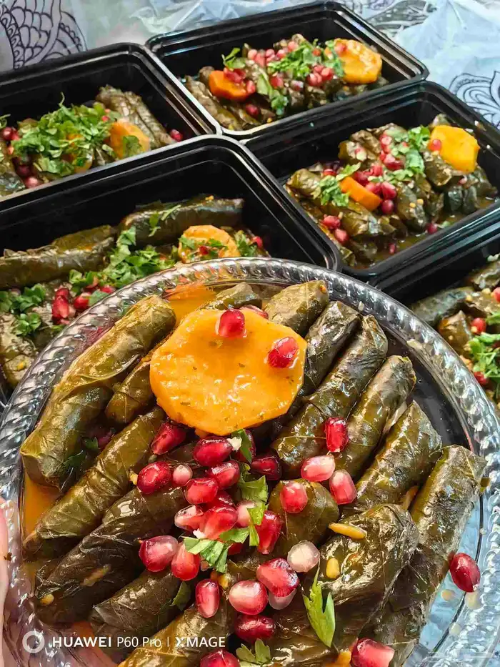 متوفر ورق عنب الحبه بريال فقط 1