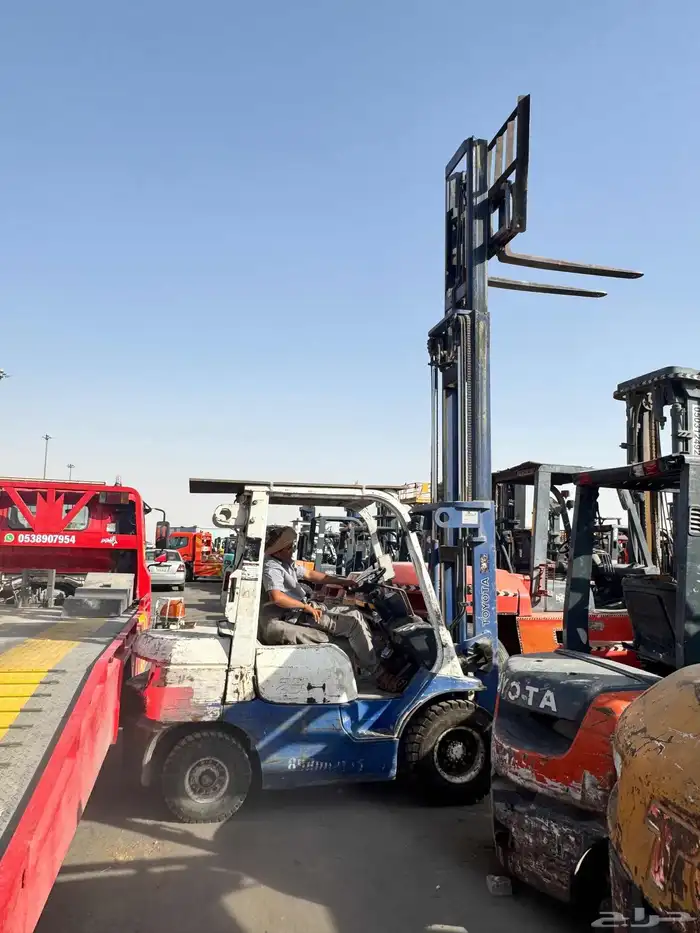 رافعه شوكيه للإيجار Forklift for rent 6