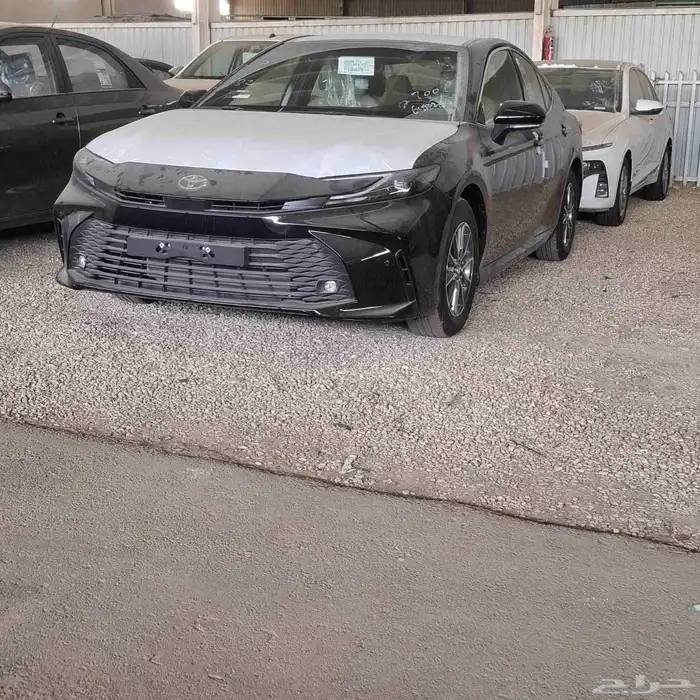 تويوتا كامري ستاندر 2025 5