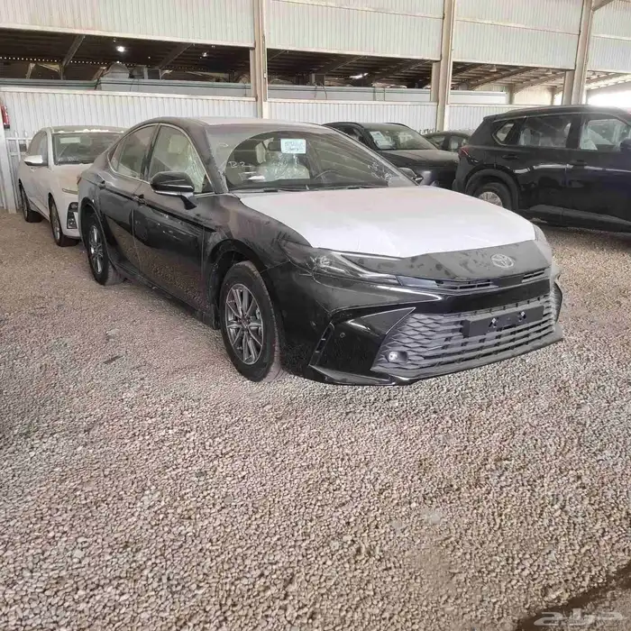 تويوتا كامري ستاندر 2025 0