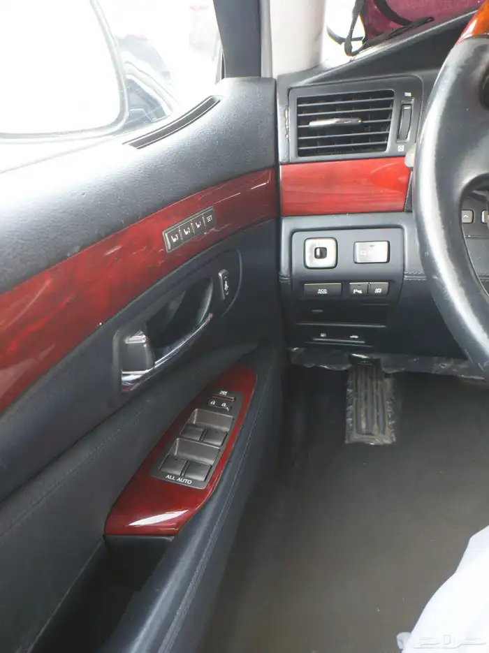 لكزس ls 460L( فل كامل اعلى فئة ) موديل 2012 17