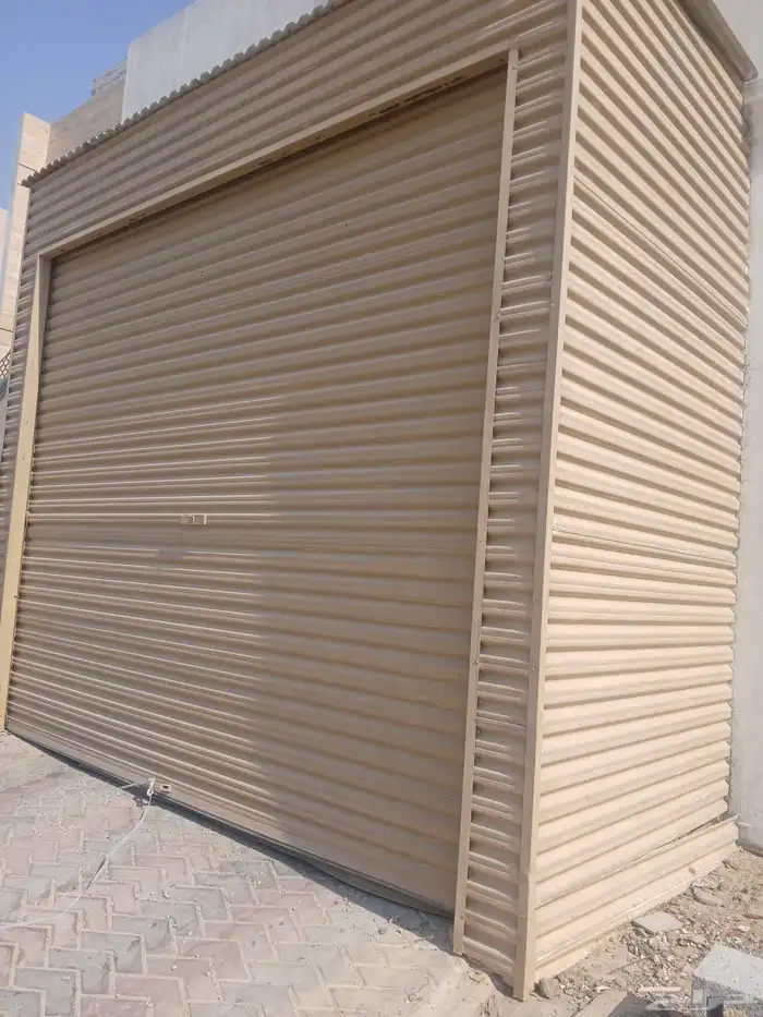 للبيع باب قراج بكامل ادواته 1