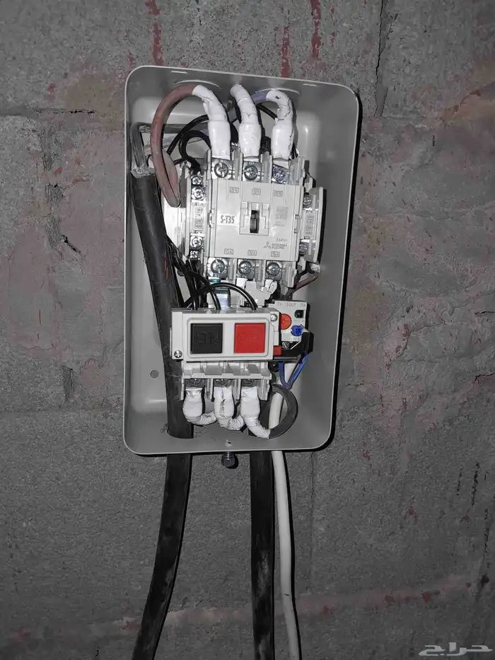 معلم سباك وكهربائي 0