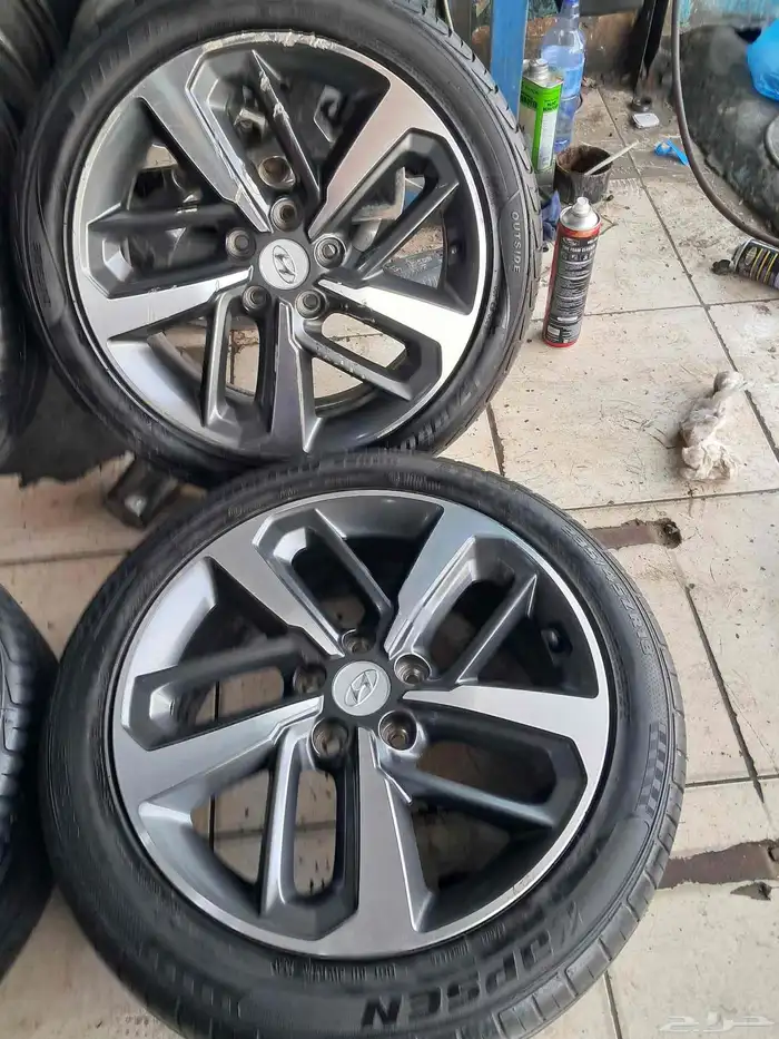 طقم جنوط كونا مقاس18 اصليه وكاله 2