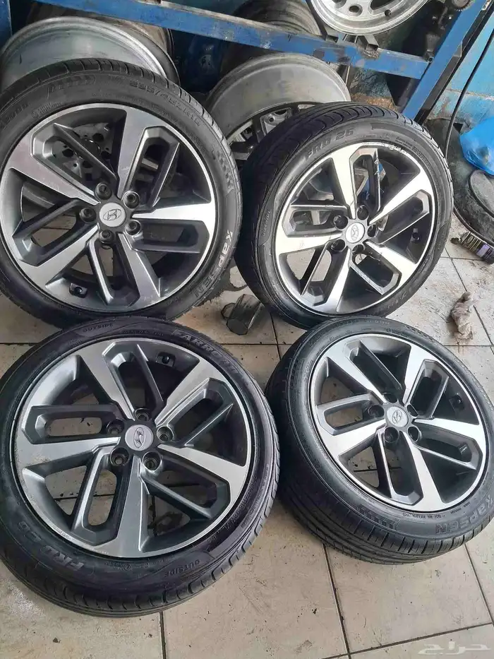 طقم جنوط كونا مقاس18 اصليه وكاله 0