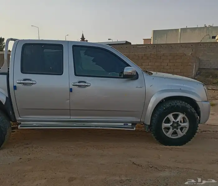 ايسوزو ديماكس 2009 ديزل 8