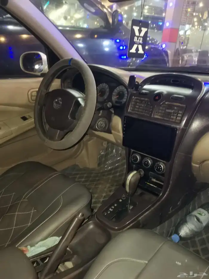 Nissan Sunny 2011 automatic 4