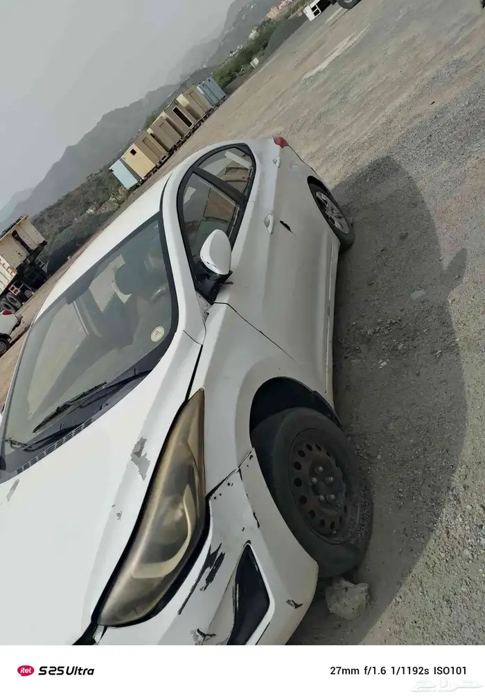 للبيع عدد ثلاث سيارات بحالتهم الراهنه 6