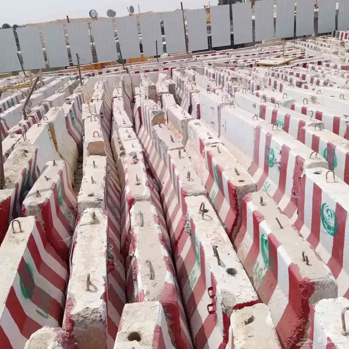 توريد حواجز خرسانيه مستخدم وجديد 25