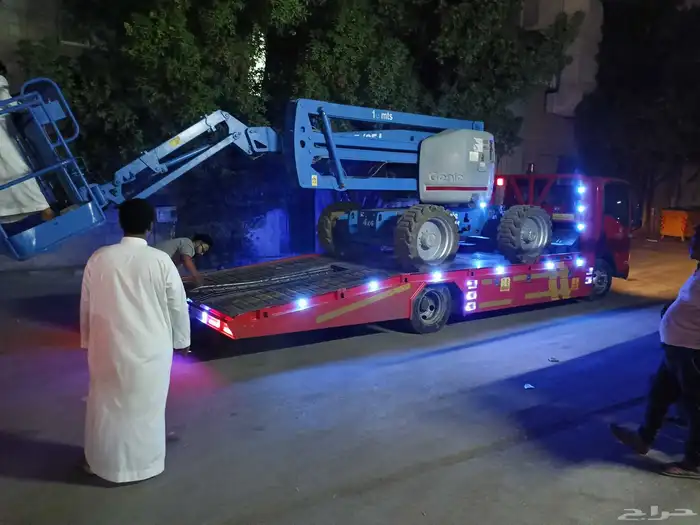 سقالات كهربائيه للايجار 3