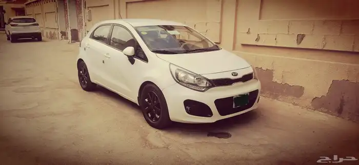 كيا ريو هتش باك 2015 للبيع 1