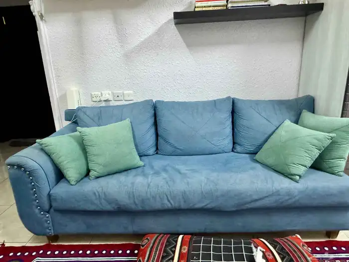 مجلس حرف L حالته ممتازه اخو الجديد 3