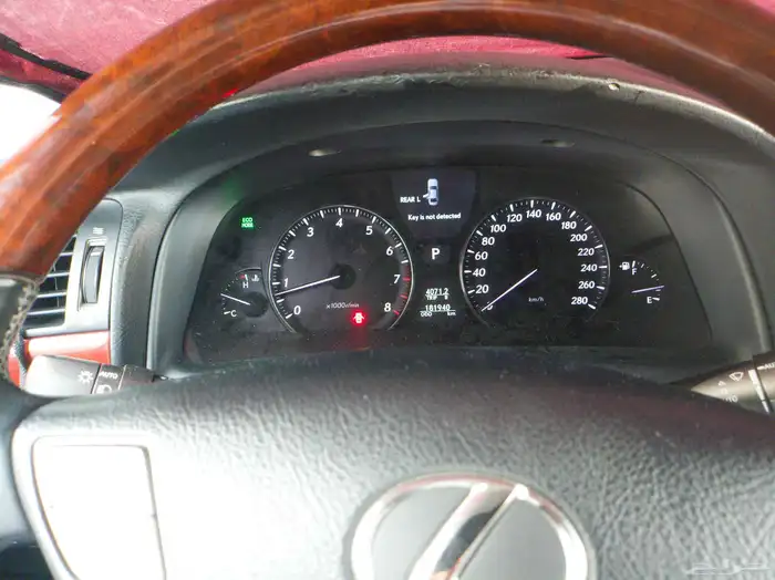لكزس ls 460L( فل كامل اعلى فئة ) موديل 2012 19