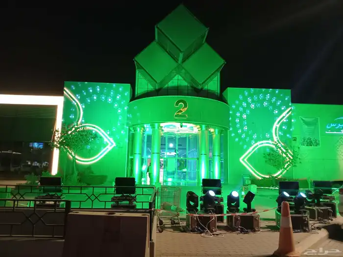 تأجير اضاءة خضراء اليوم الوطني كشافات ستي كلر شاشات عرض صوتي 3