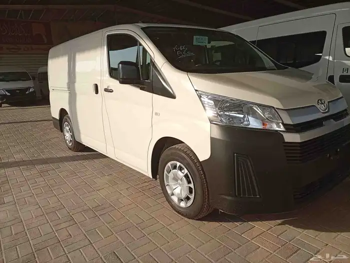 تويوتا هايس بضاعه ديزل سقف منخفض 2026 1