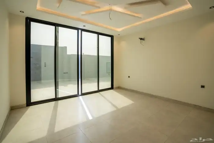 فيلا روف تشطيب فاخر بسعر مغري 4